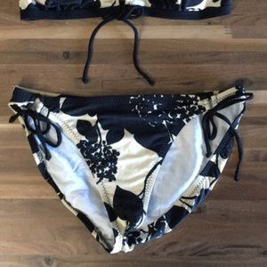 Robin Piccone black & beige floral L  - BOTTOM